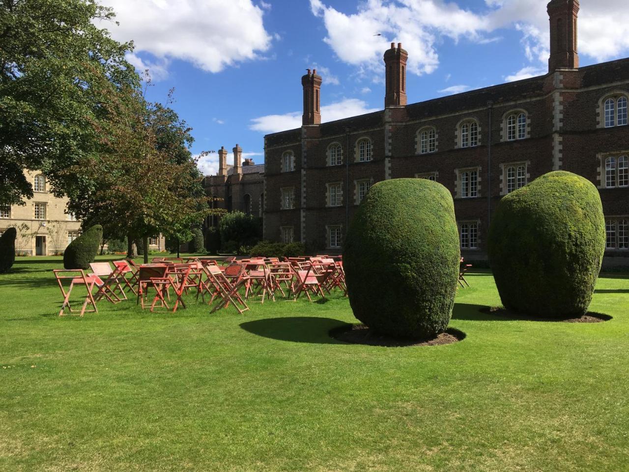 West Court- Jesus College Hotel Cambridge Buitenkant foto